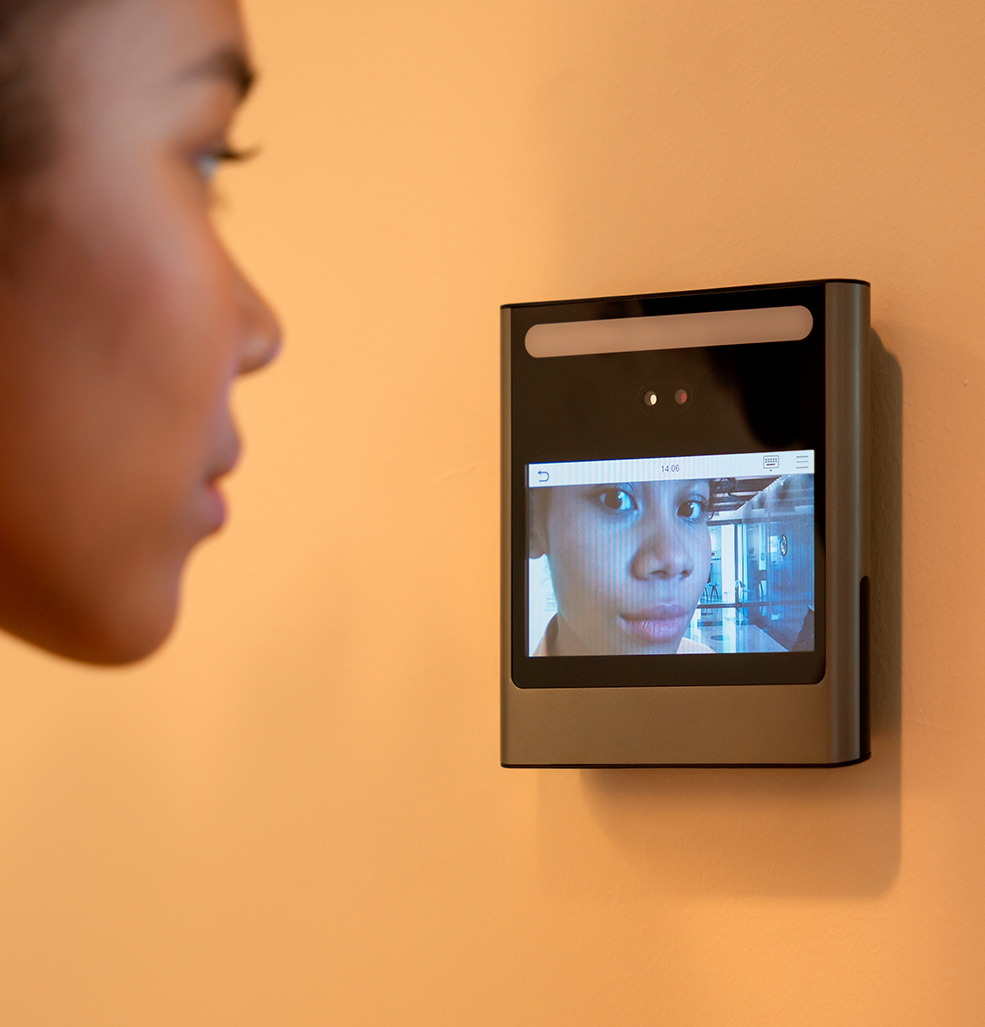 DBT - Face Recognition System
